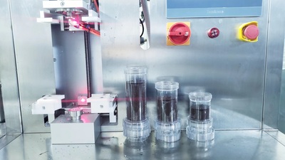 血液灌流器自动灌装机(3代)